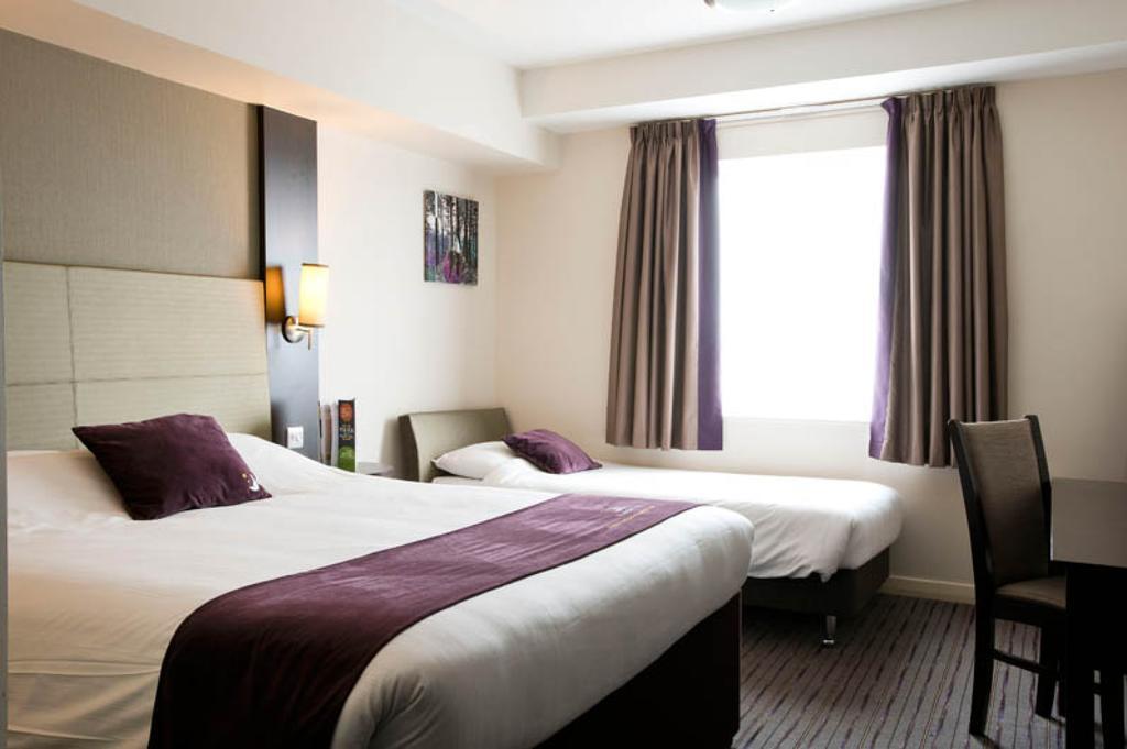 Premier Inn York North Номер фото